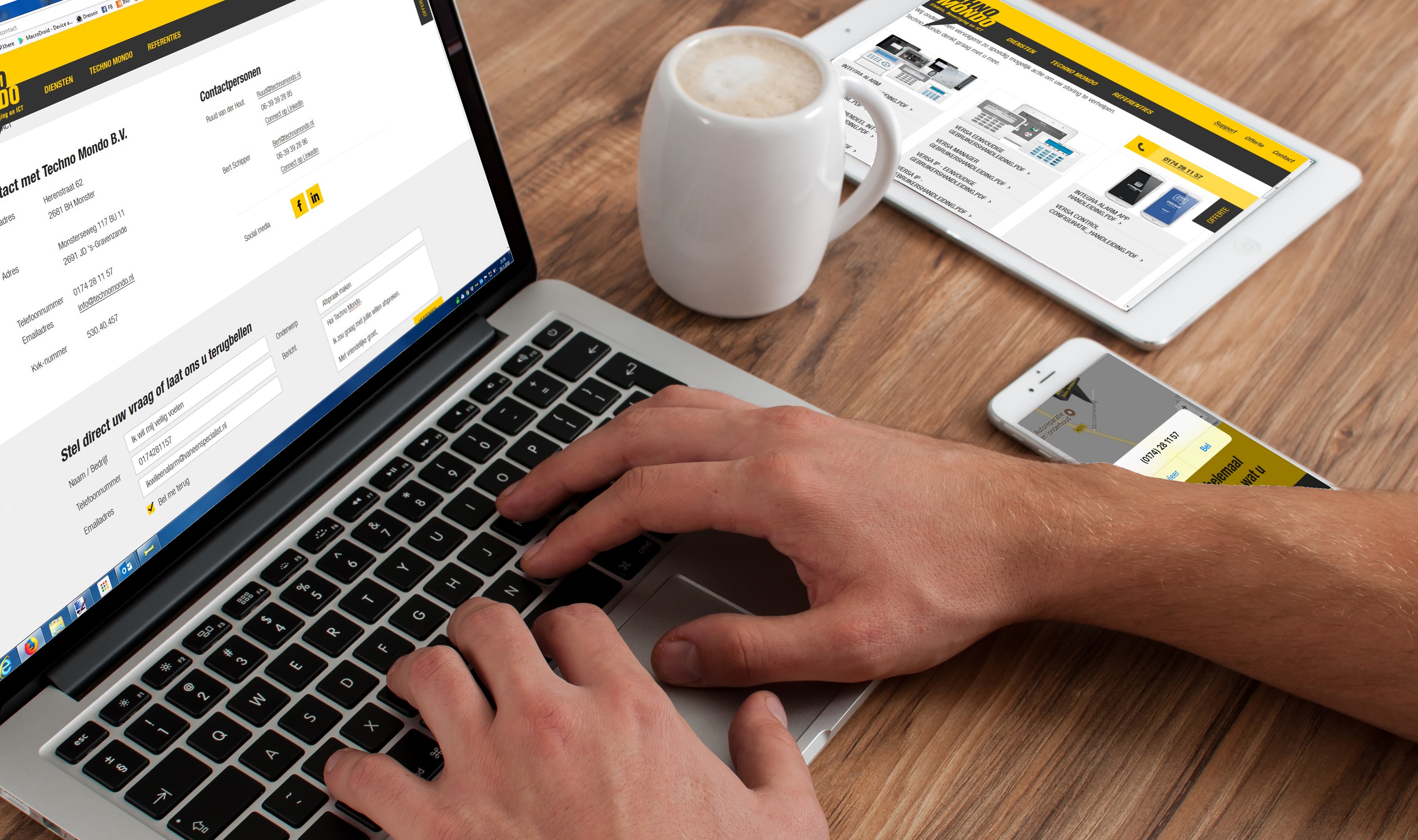 laptop-iphone-computer-contact-technomondo-0174281157-westland-beveiliging.jpg